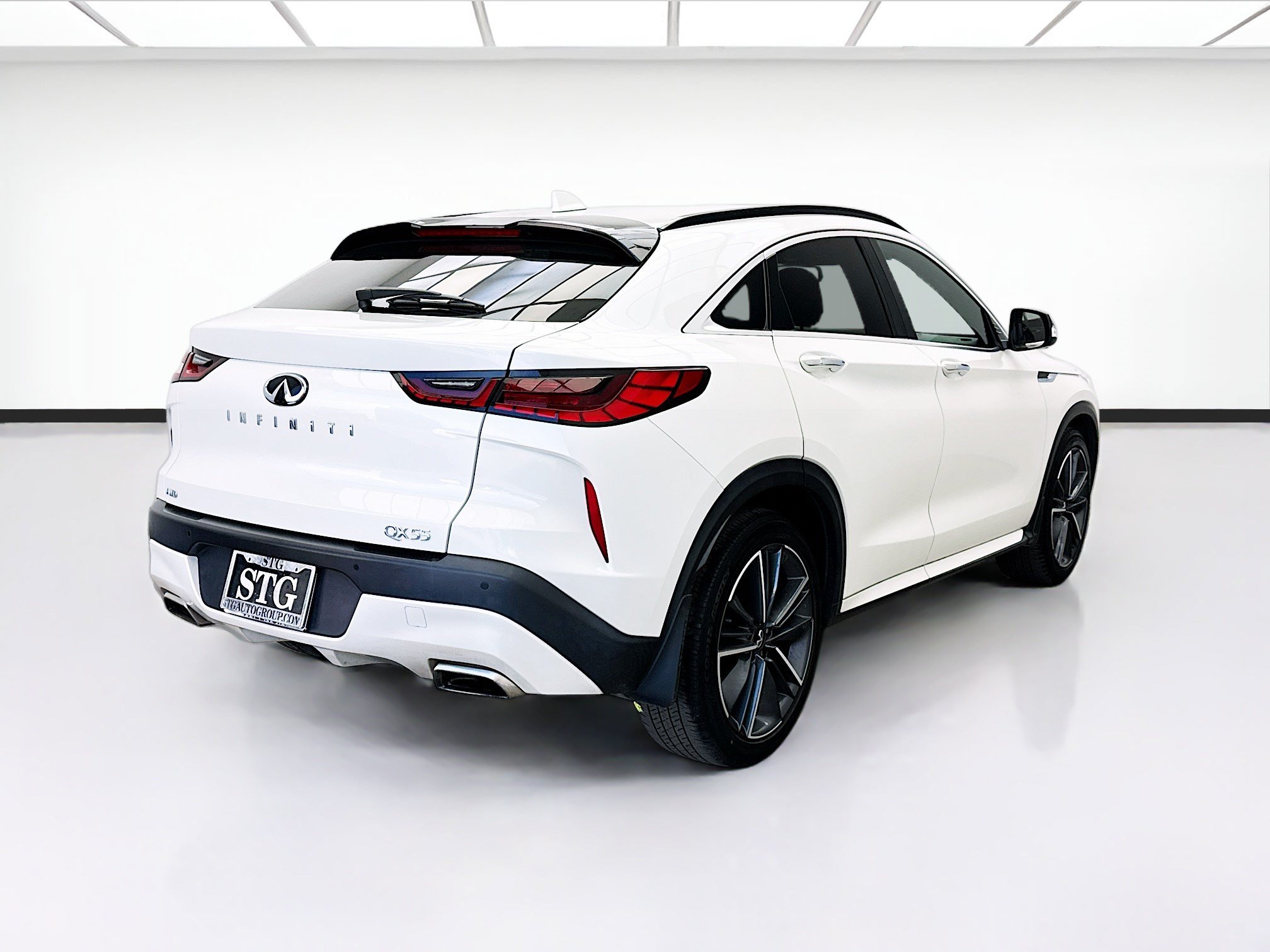 Used 2023 INFINITI QX55 Essential AWD/4WD image 4