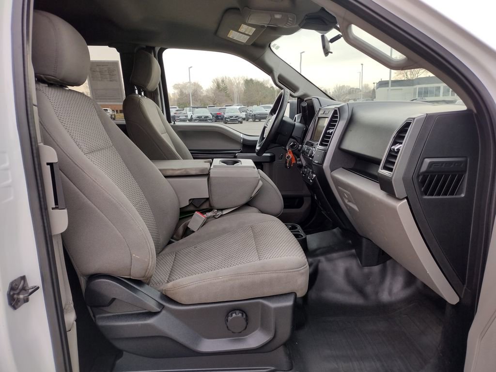 Used 2019 Ford F150 XLT w/ Trailer Tow Package image 11