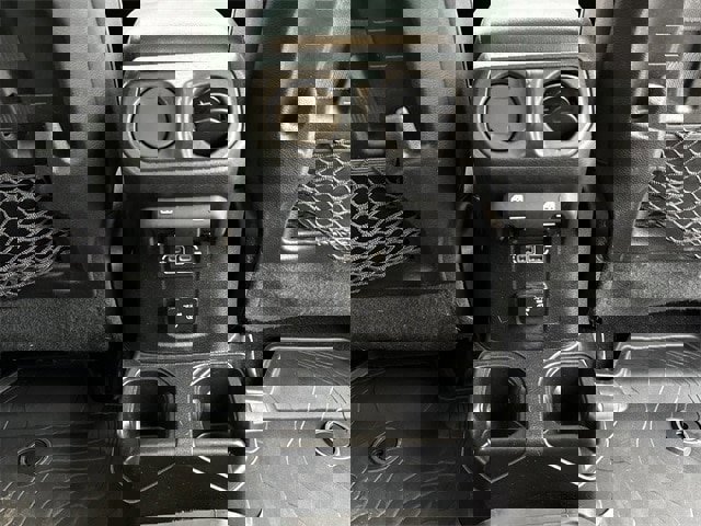 Used 2020 Jeep Wrangler Unlimited Rubicon image 20