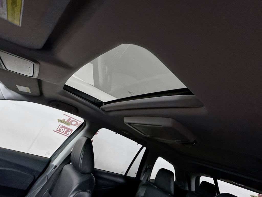 Used 2019 Honda Pilot Elite image 11