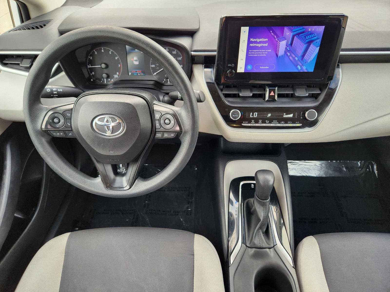 Used 2024 Toyota Corolla LE FWD image 33