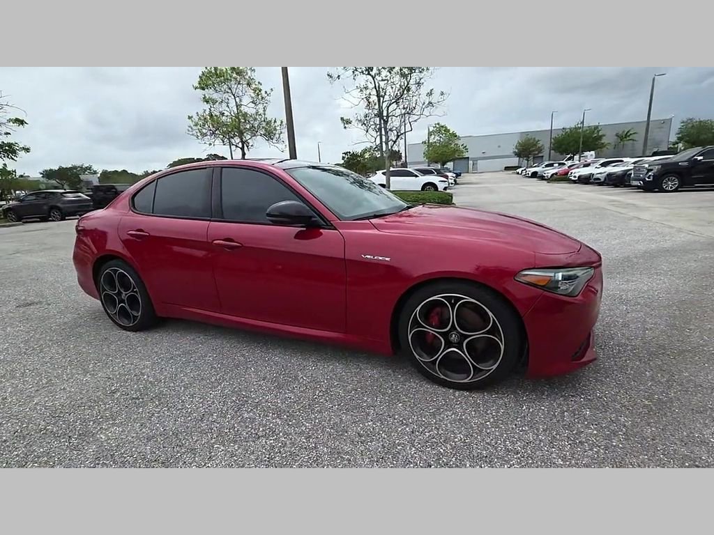 Used 2023 Alfa Romeo Giulia Veloce image 36