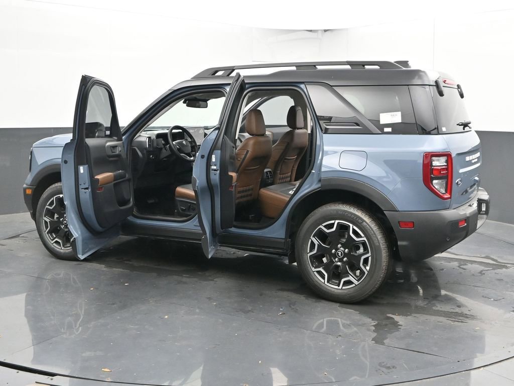 New 2025 Ford Bronco Sport Outer Banks w/ Outer Banks Tech Package+ AWD/4WD image 49
