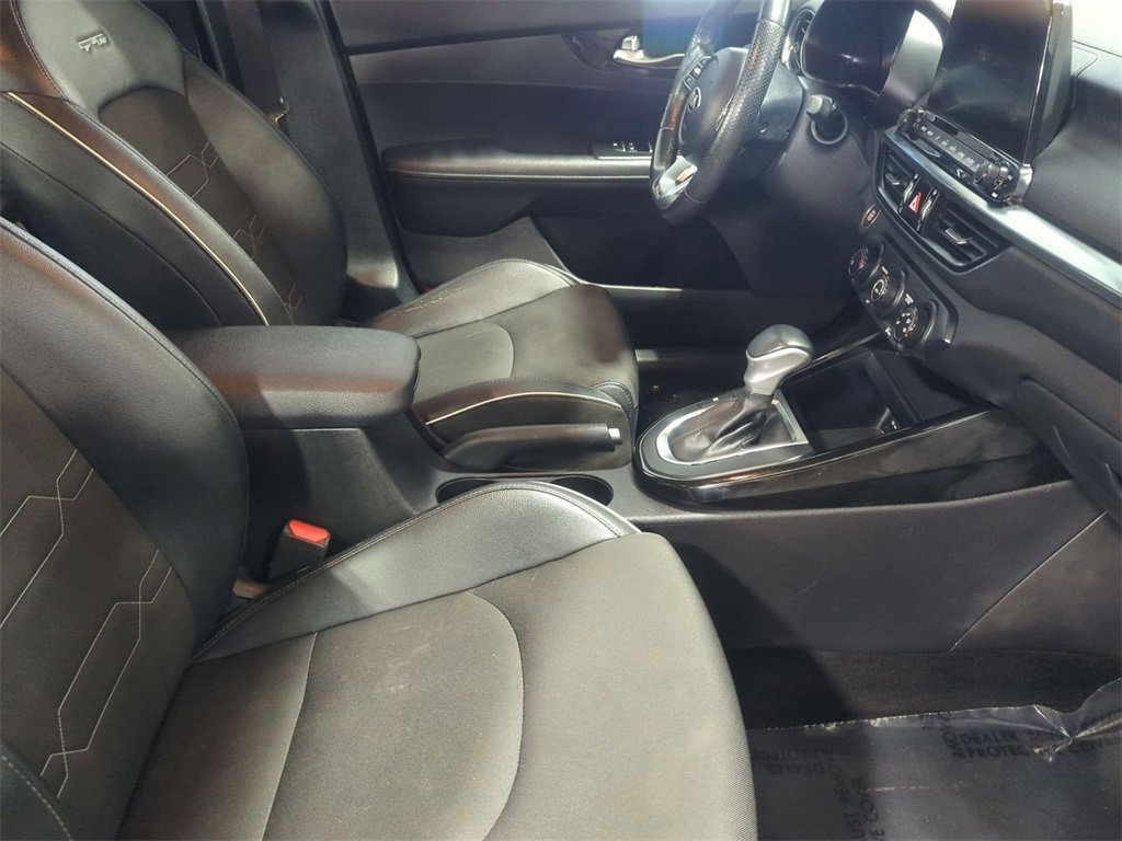 Used 2021 Kia Forte GT-Line image 30