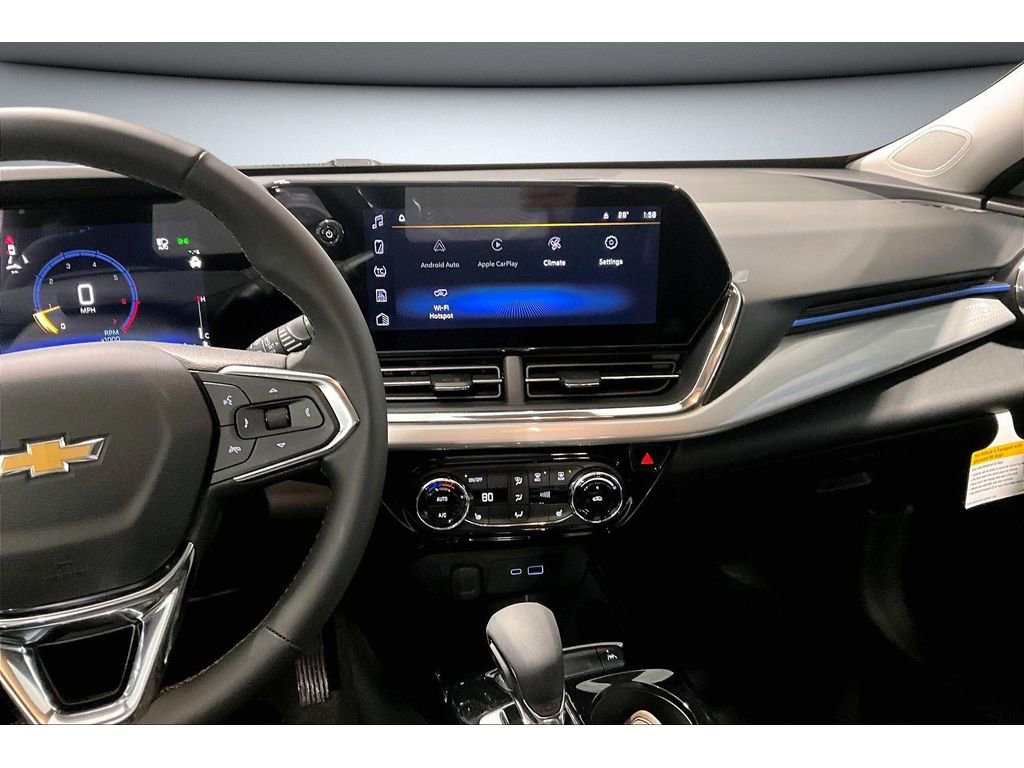 New 2026 Chevrolet Trax LT image 8