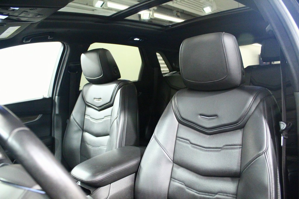 Used 2017 Cadillac XT5 Platinum image 18