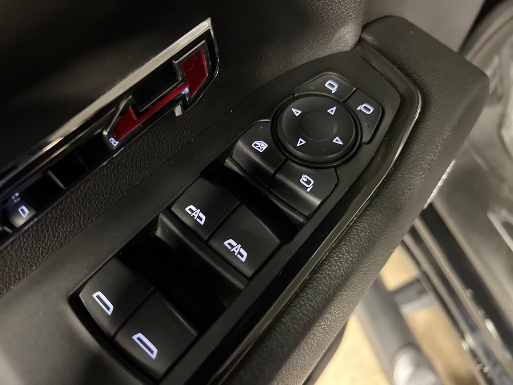 Certified 2024 GMC Sierra 1500 AT4 w/ Technology Package AWD/4WD image 16