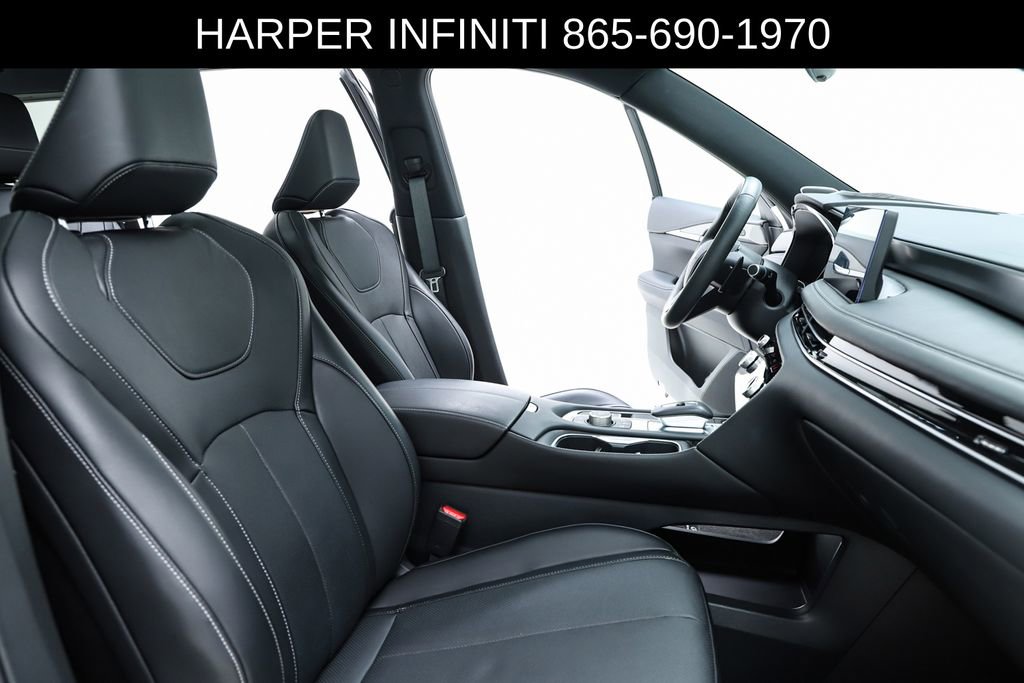 Used 2025 INFINITI QX60 Luxe w/ Black Edition image 38