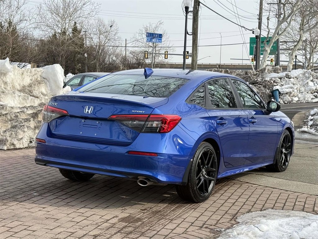 Used 2022 Honda Civic Sport image 6
