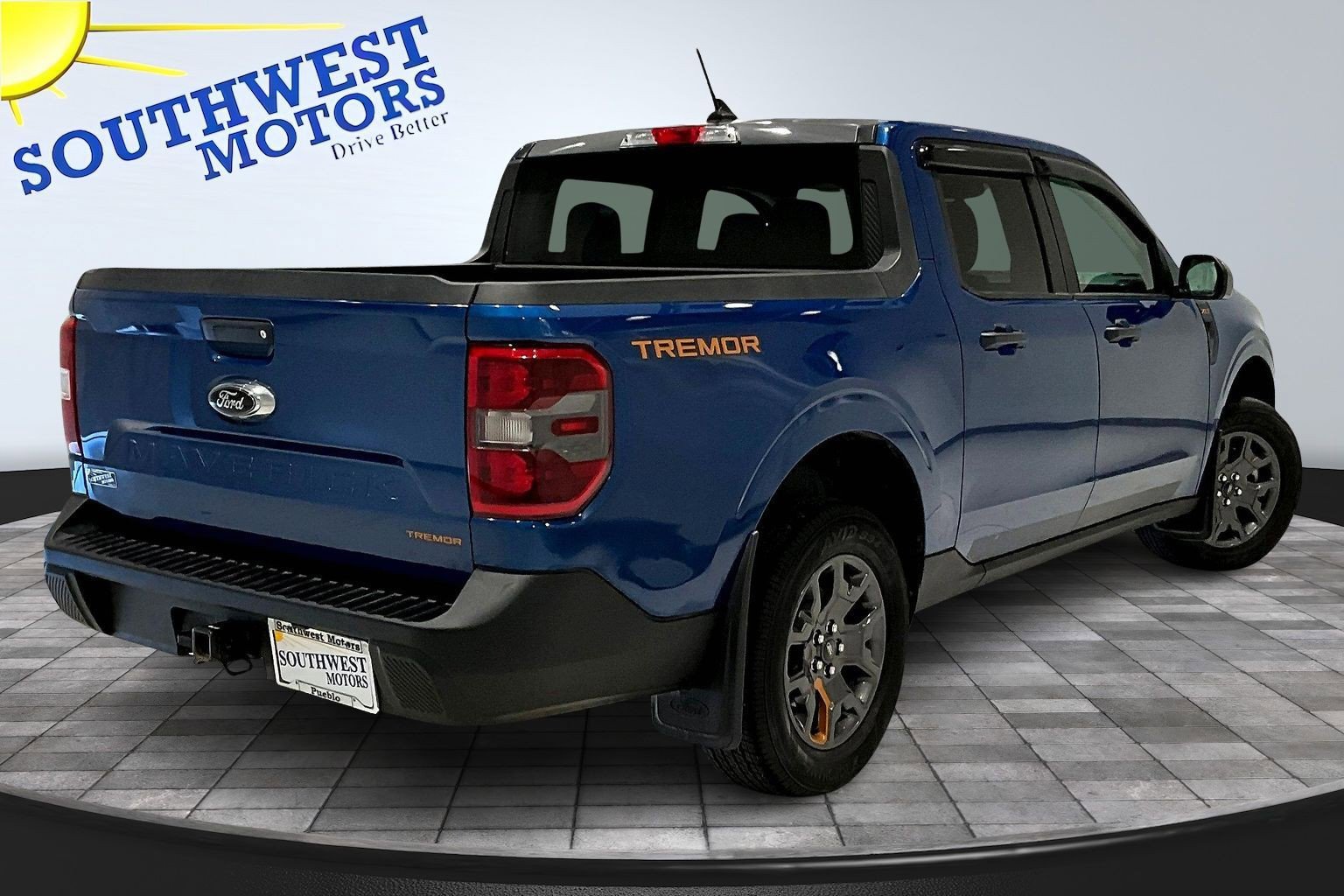 Used 2023 Ford Maverick Tremor AWD/4WD image 6
