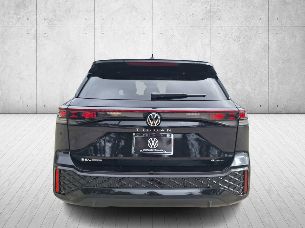 New 2026 Volkswagen Tiguan SEL R-Line image 4