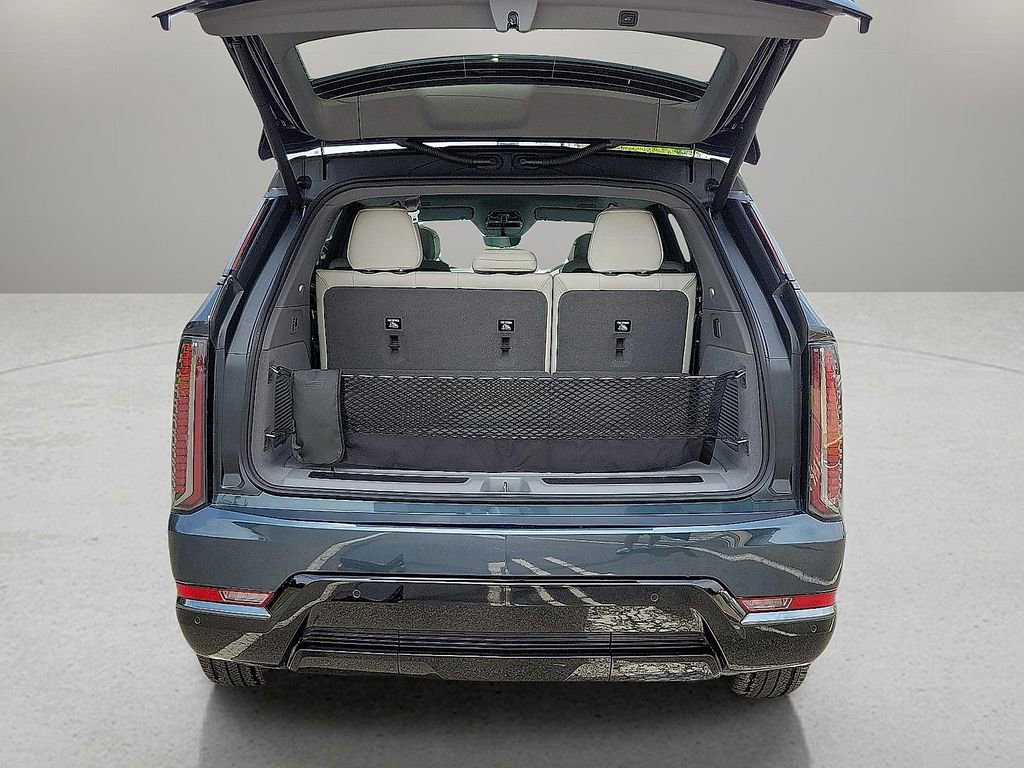 New 2025 Cadillac Escalade IQ Sport 1 w/ LPO, ONYX Package image 19
