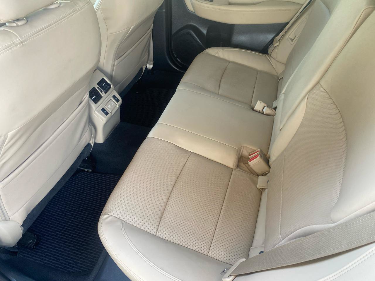 Used 2019 Subaru Outback 3.6R Limited AWD/4WD image 12