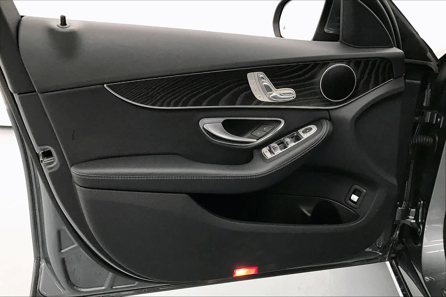 Used 2017 Mercedes-Benz C 300 Sedan image 24