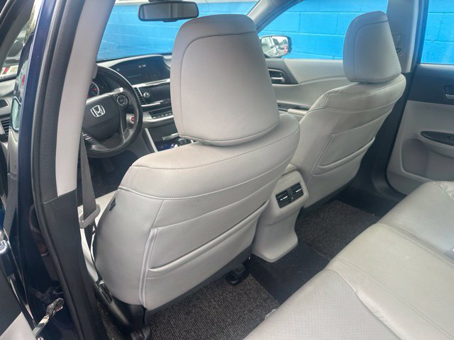 Used 2015 Honda Accord EX-L image 9