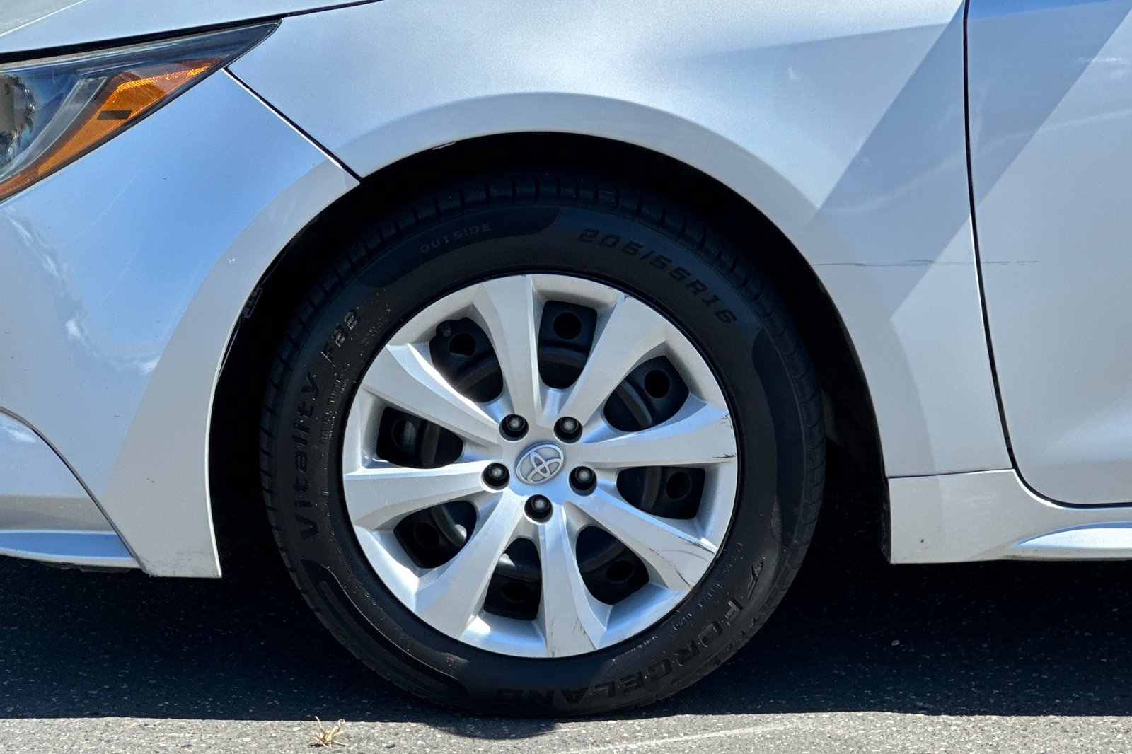 Used 2024 Toyota Corolla LE FWD image 24