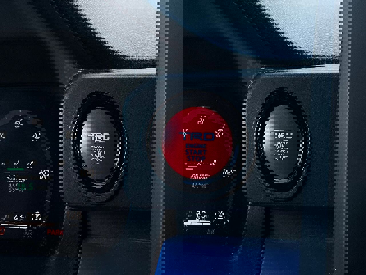 Used 2025 Toyota Tacoma TRD Off-Road image 28