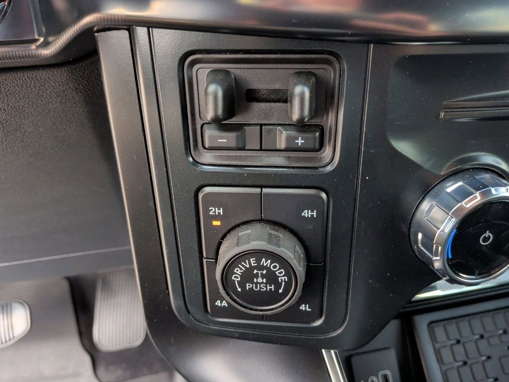 Used 2025 Ford F150 Raptor AWD/4WD image 31