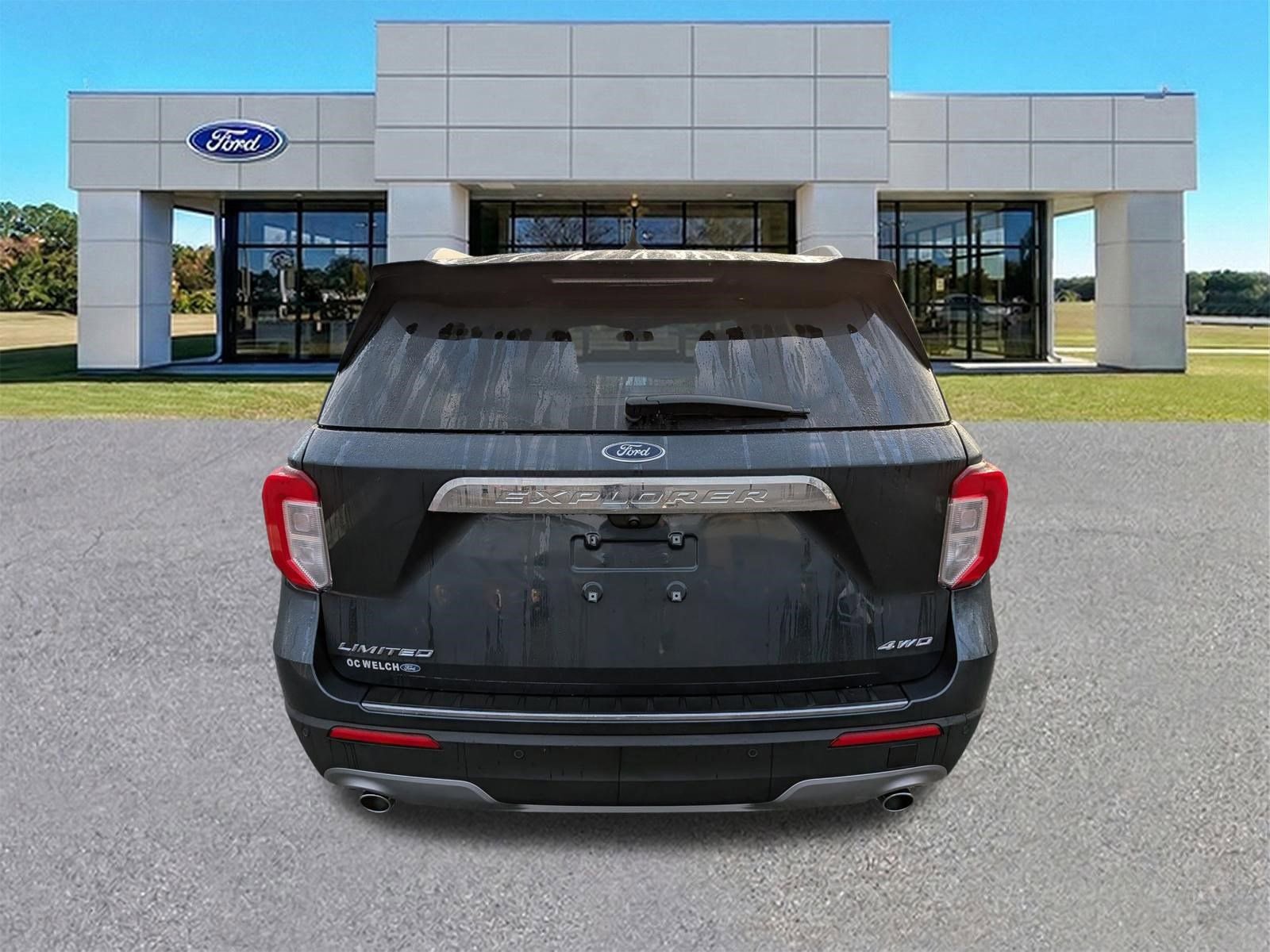 Certified 2023 Ford Explorer Limited w/ Limited Technology Package image 5