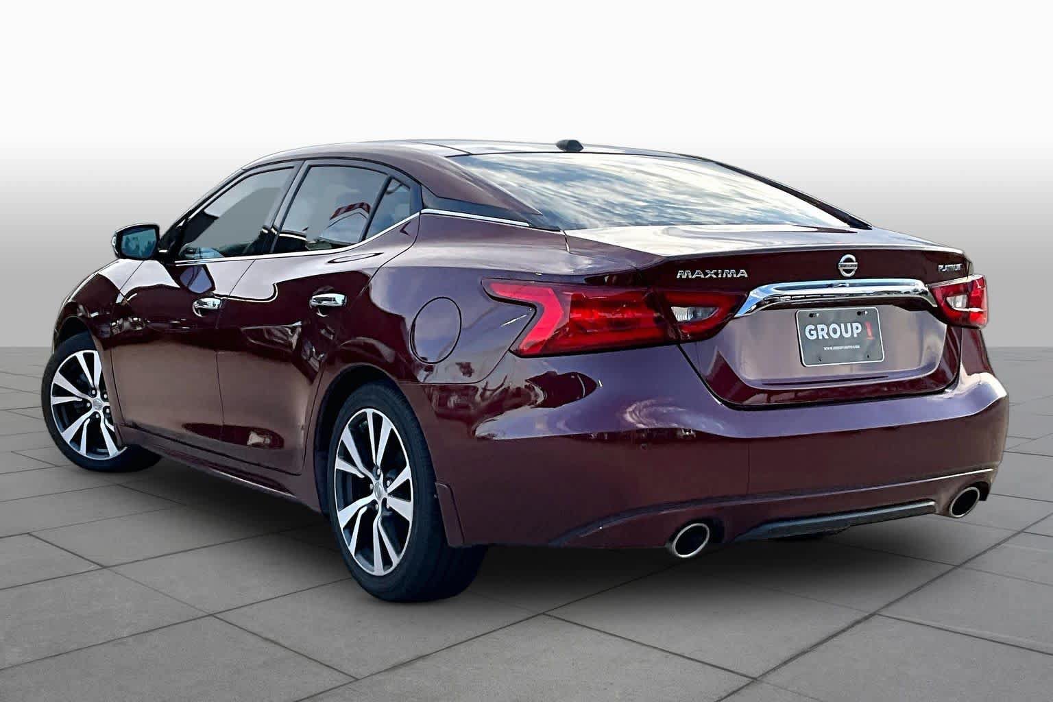 Used 2017 Nissan Maxima Platinum FWD image 11