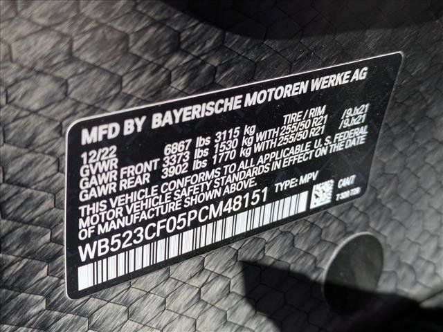 Used 2023 BMW iX xDrive50 w/ Premium Package image 16