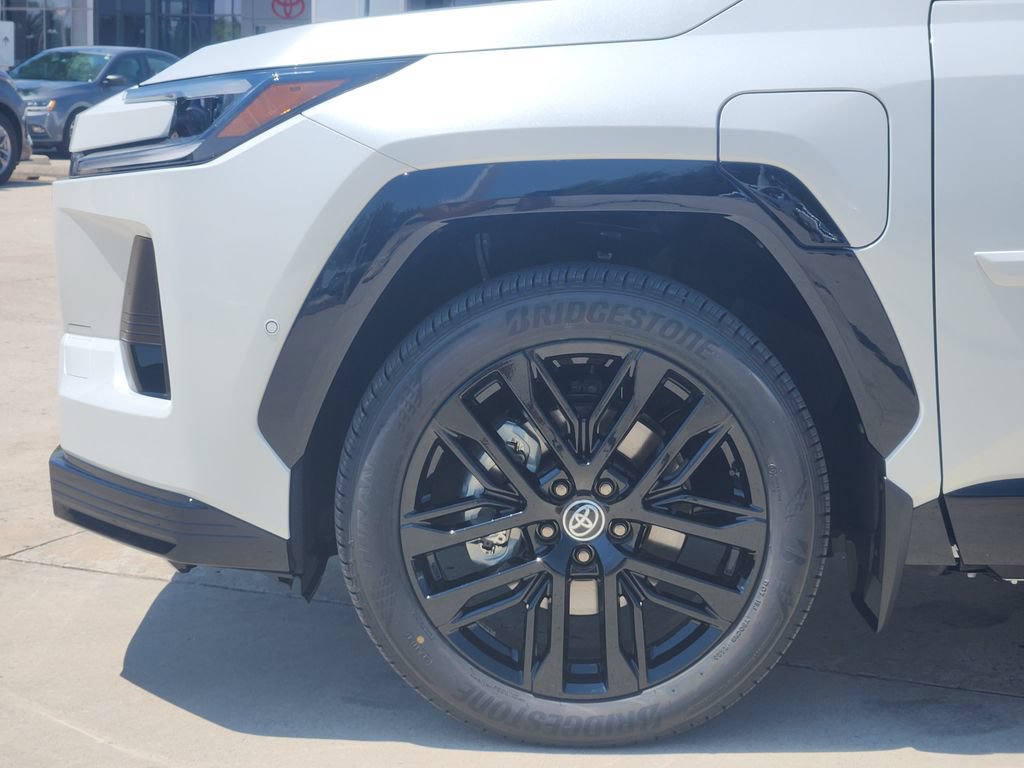 New 2026 Toyota RAV4 XSE AWD/4WD image 5