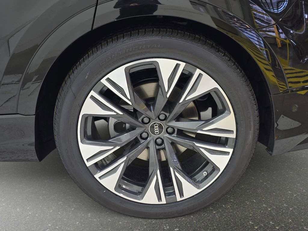 New 2026 Audi Q8 Premium Plus image 33