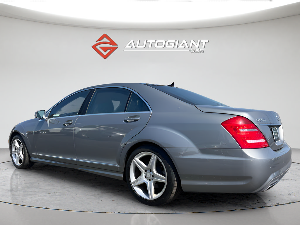 Used 2010 Mercedes-Benz S 550 image 4