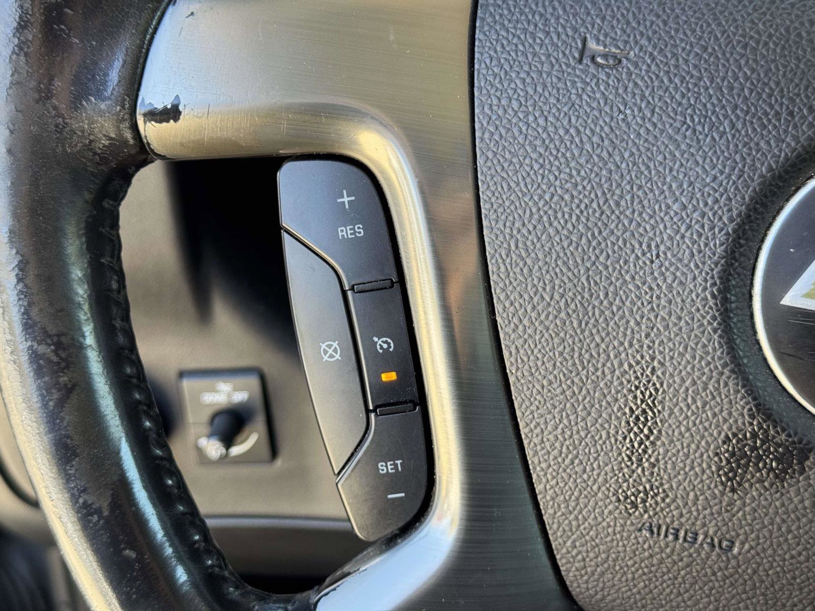 Used 2017 Chevrolet Express 2500 RWD image 18