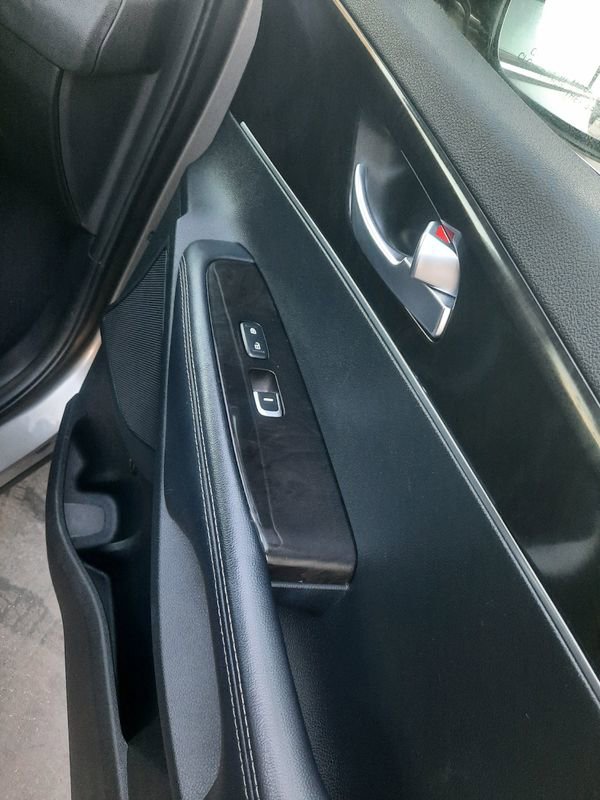 Used 2016 Kia Sorento L FWD image 16