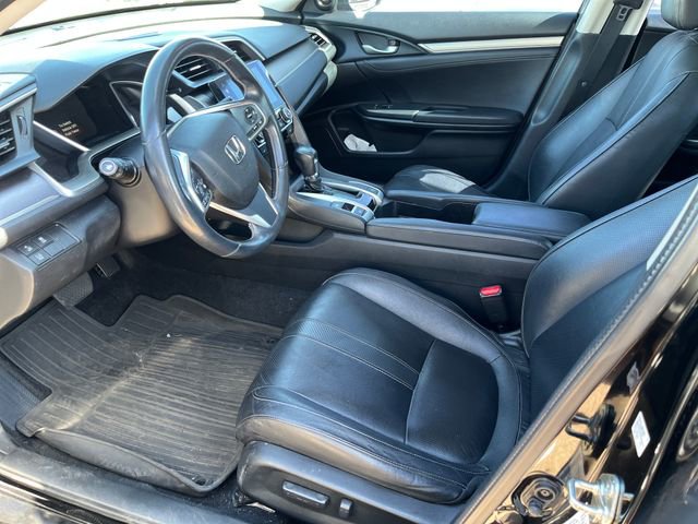 Used 2016 Honda Civic Touring image 2