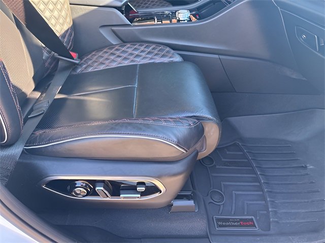 Used 2022 Jeep Grand Cherokee L Summit w/ Advanced Protech Group IV image 12