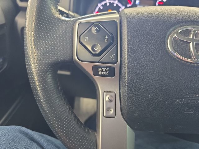 Used 2021 Toyota 4Runner SR5 AWD/4WD image 19