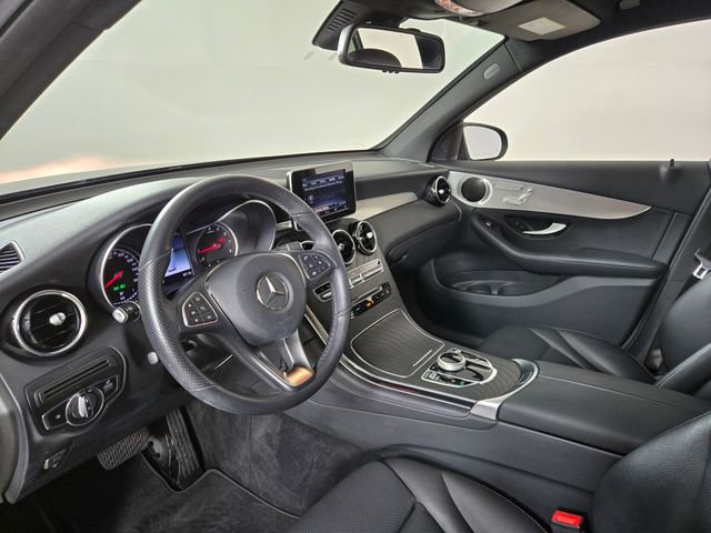 Used 2019 Mercedes-Benz GLC 300 4MATIC image 16