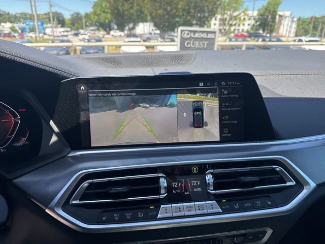 Used 2022 BMW X5 xDrive40i w/ Premium Package AWD/4WD image 16