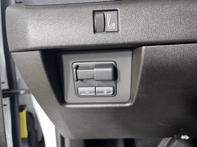 Certified 2025 GMC Canyon Elevation w/ Convenience Package RWD image 18