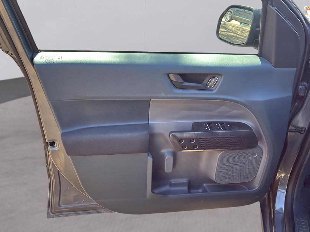 Used 2023 Ford Maverick XL FWD image 28