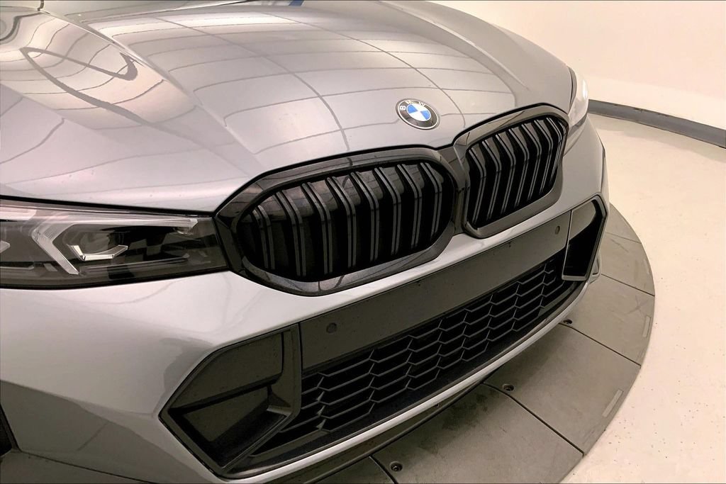 Used 2024 BMW 330i xDrive Sedan w/ M Sport Package AWD/4WD image 29