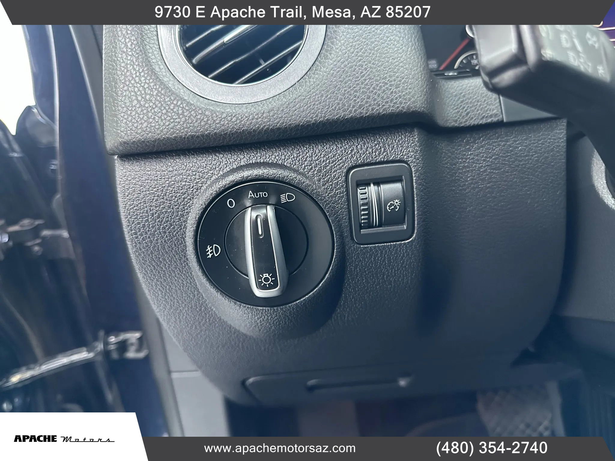 Used 2012 Volkswagen Tiguan SEL image 18