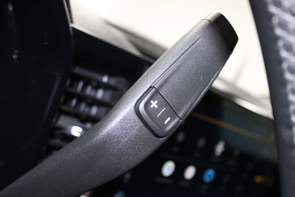 Used 2023 Chevrolet Silverado 1500 LT image 27