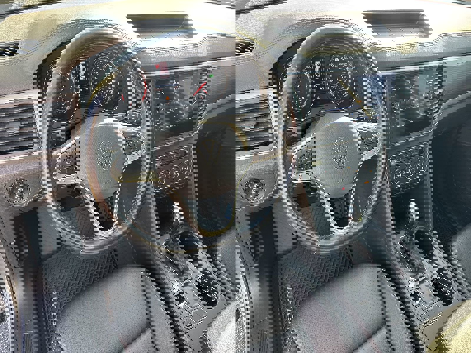 Used 2021 Volkswagen Atlas SE image 18