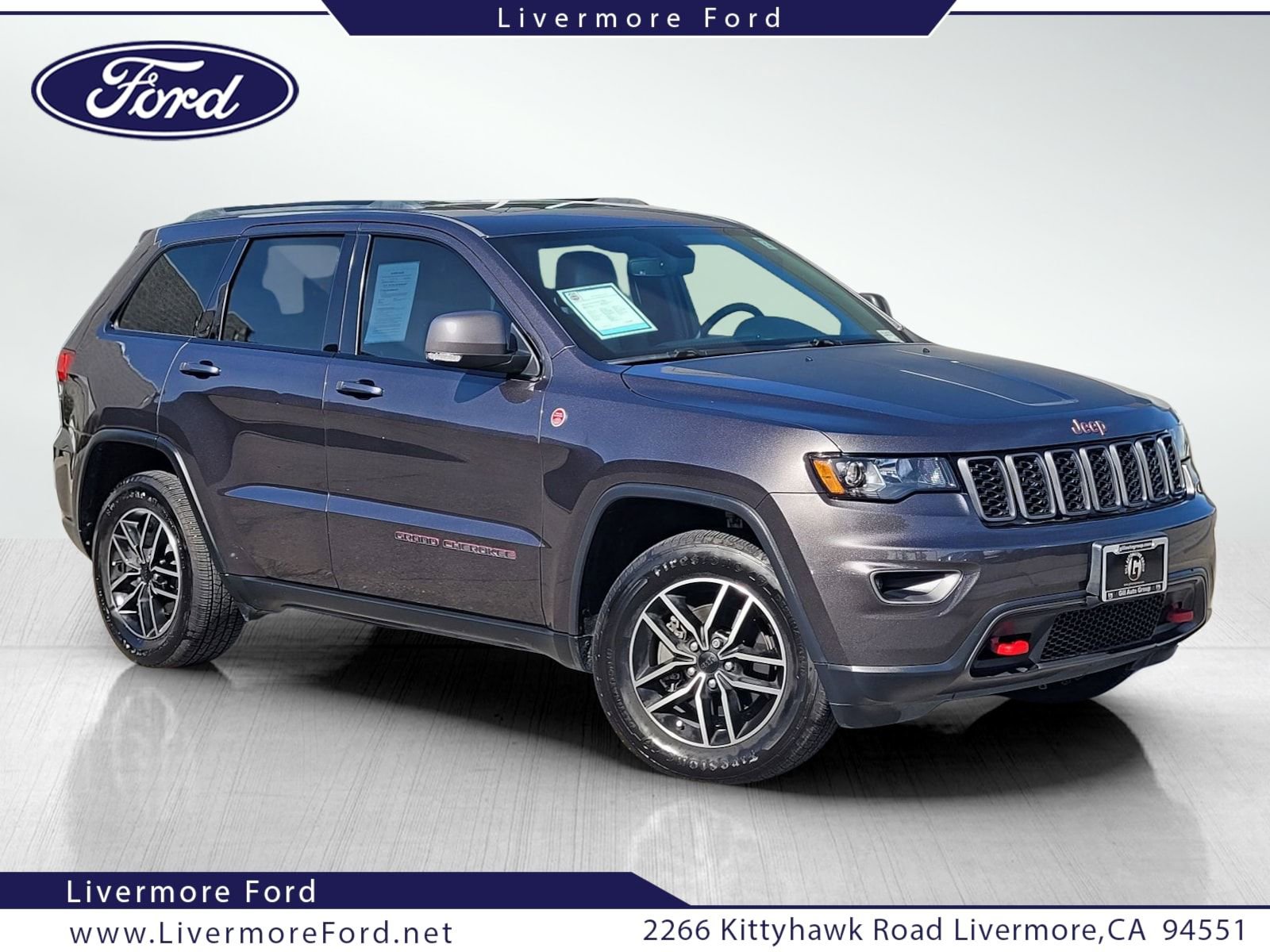 Used 2020 Jeep Grand Cherokee Trailhawk image 1