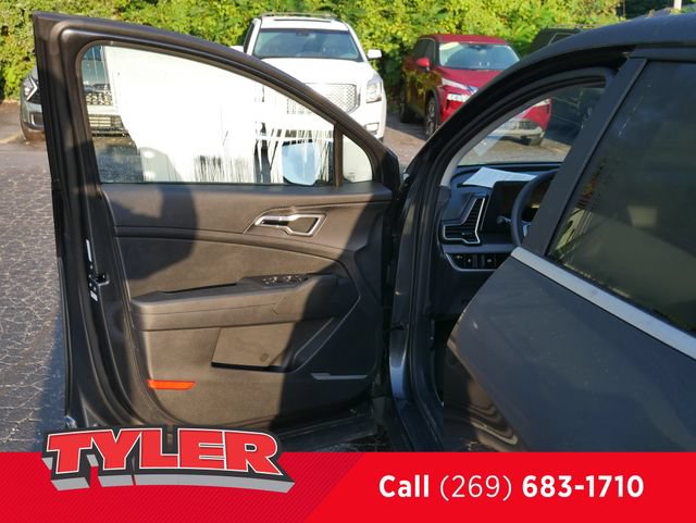 Used 2023 Kia Sportage LX AWD/4WD image 19