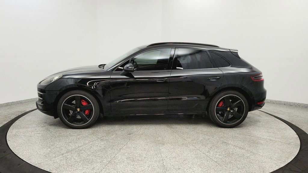 Used 2015 Porsche Macan Turbo image 2