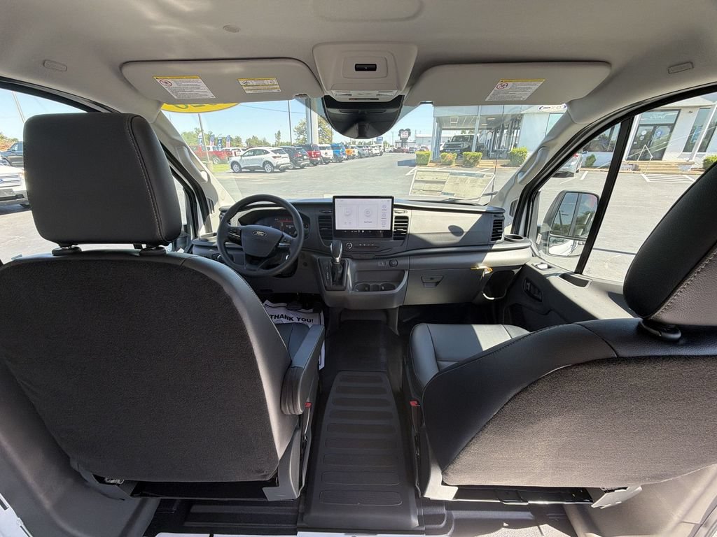 New 2026 Ford Transit 150 Low Roof RWD image 29