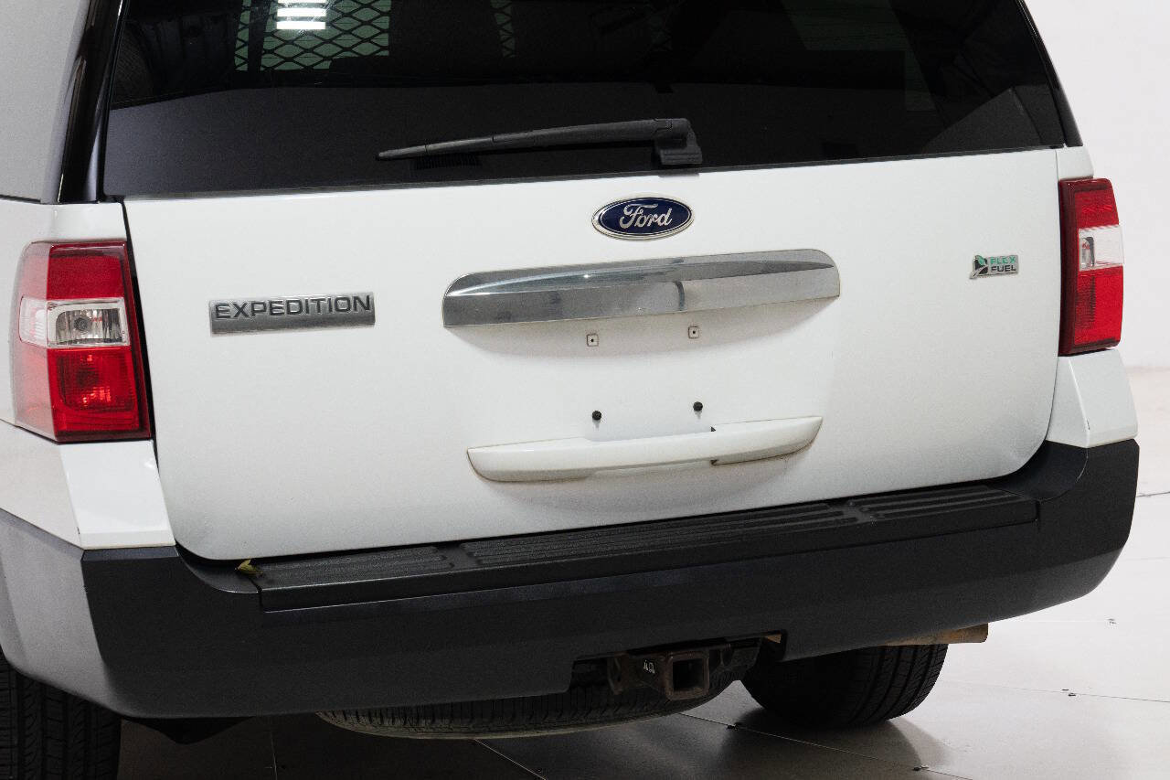 Used 2014 Ford Expedition XL RWD image 15