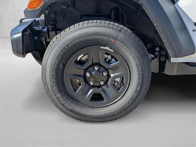 New 2026 Jeep Gladiator Sport image 10