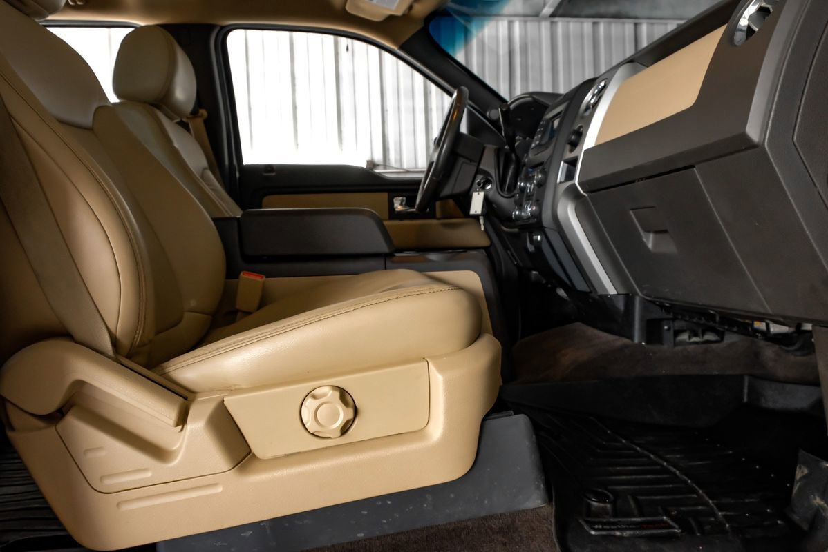 Used 2014 Ford F150 XLT w/ Equipment Group 302A Luxury image 31