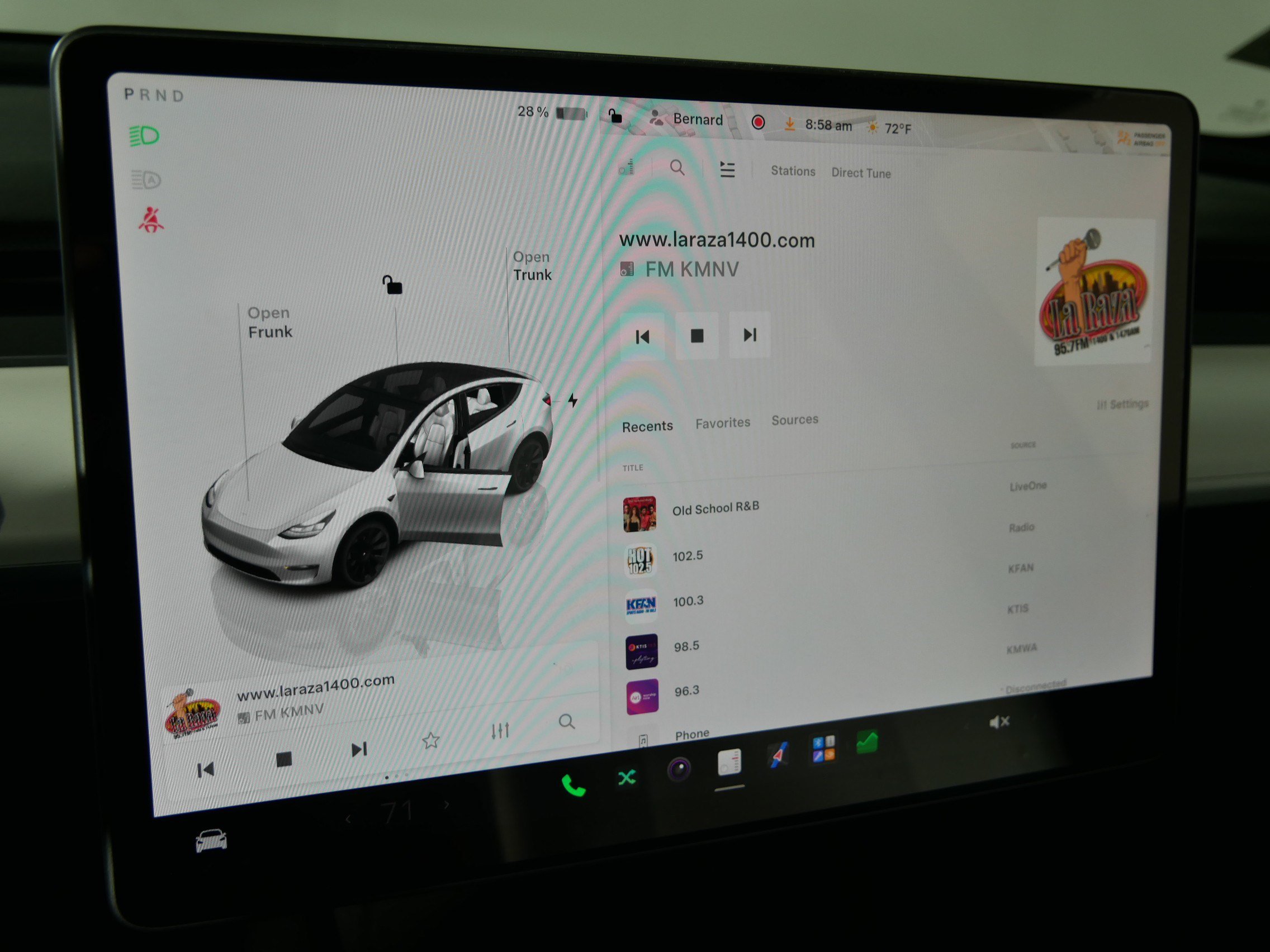 Used 2023 Tesla Model Y Long Range AWD/4WD image 22