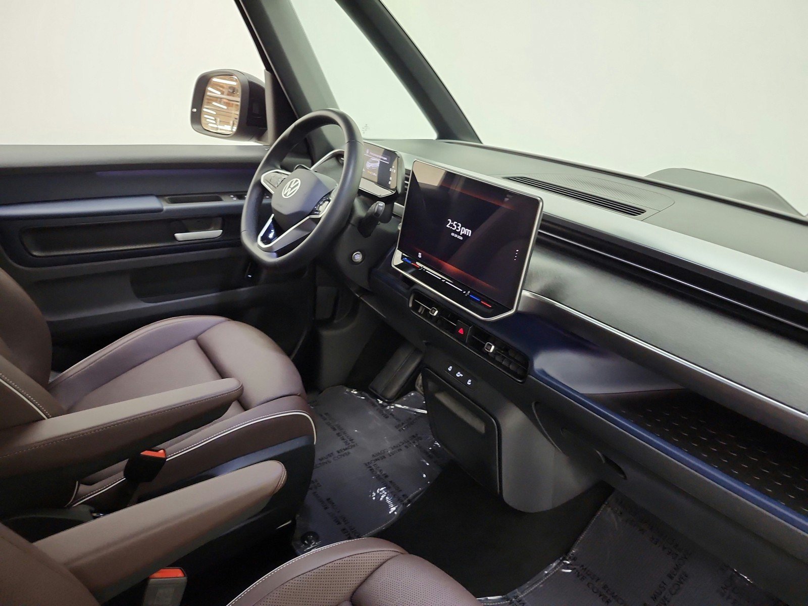 Used 2025 Volkswagen ID. Buzz Pro S RWD image 17